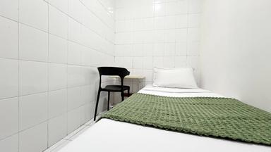 Karang Anyar House 61 Pocket Single A