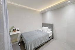 Compact Single B