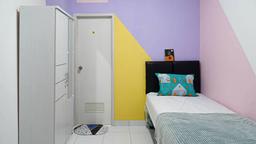 Compact Single B