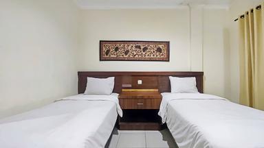 Nusantara Indah Kebon Kacang Tanah Abang Superior Twin B