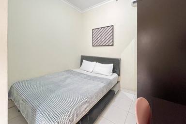 KAG Residence Pasar Minggu Compact Queen