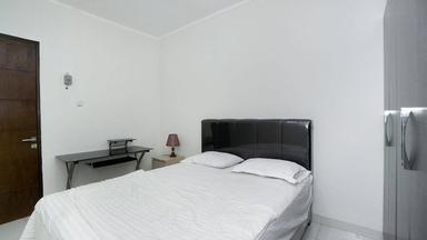 Pulo Residence Blok M Superior Queen C